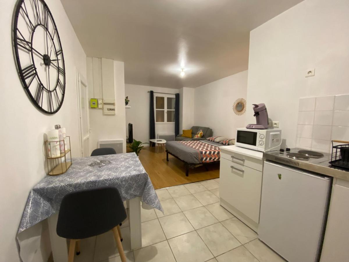 Excideuil Studio Chaleureux Centre Ville מראה חיצוני תמונה