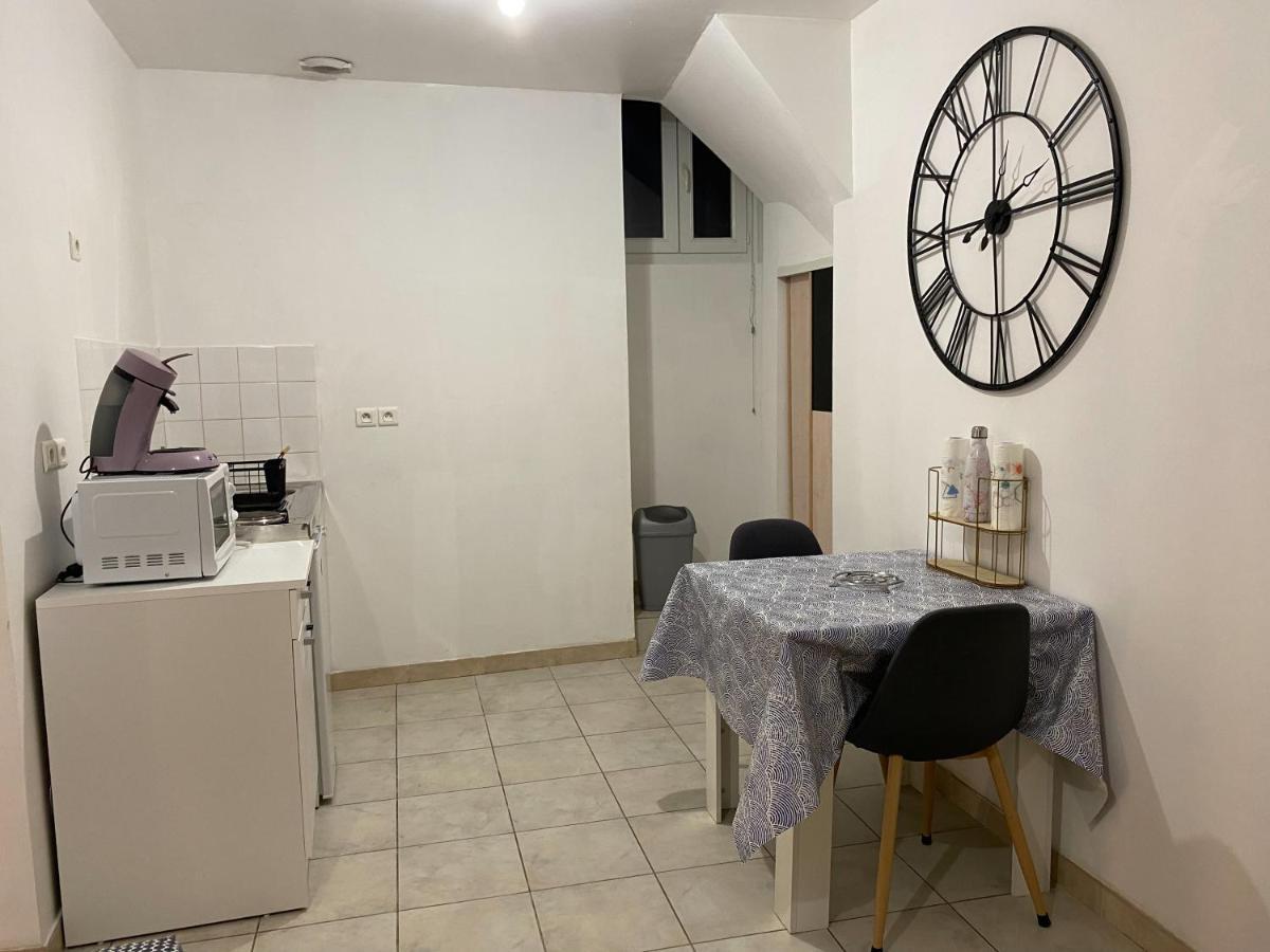 Excideuil Studio Chaleureux Centre Ville מראה חיצוני תמונה